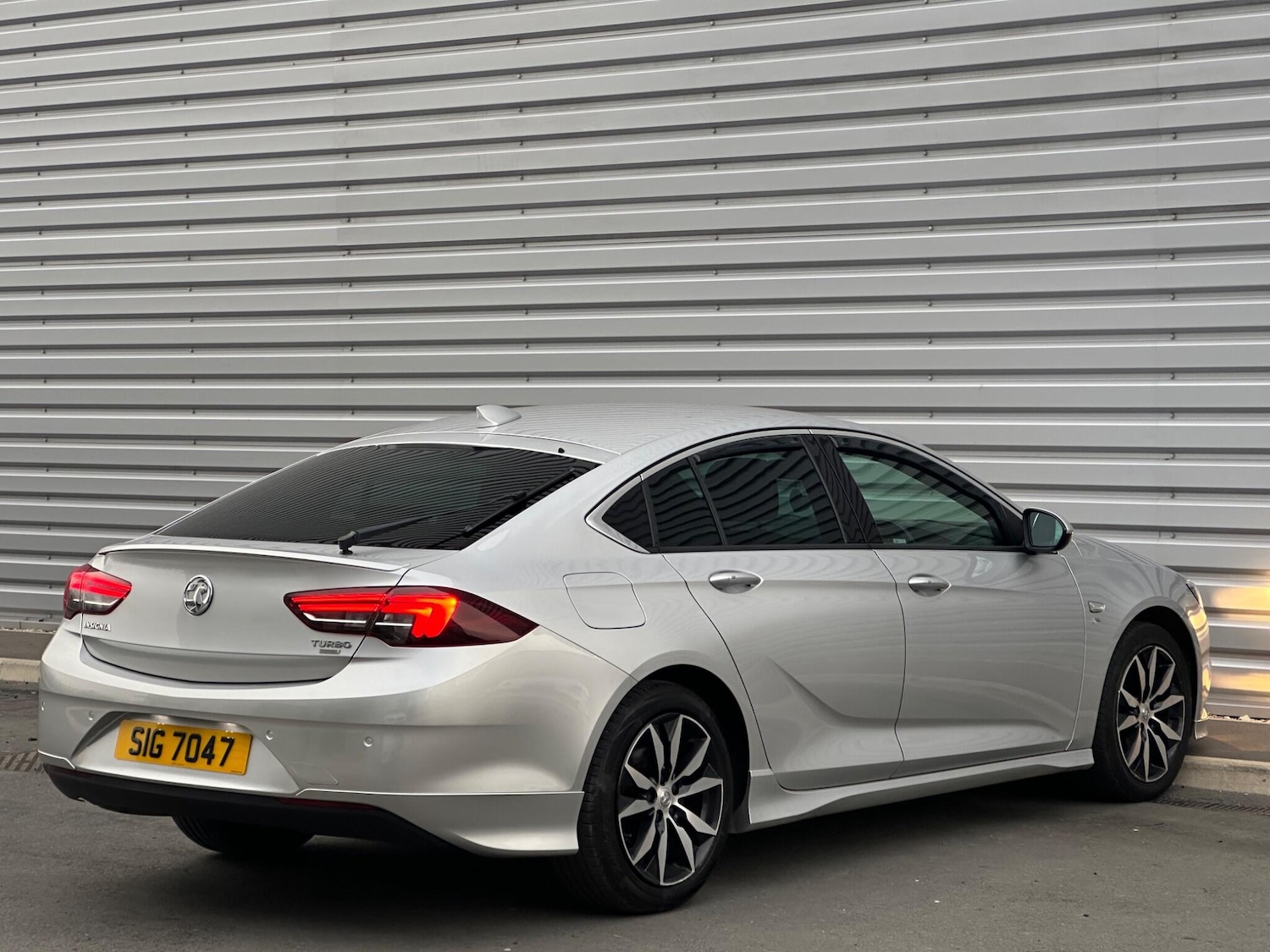 Used Vauxhall Insignia 2017 for sale - 77120644: Photo 24