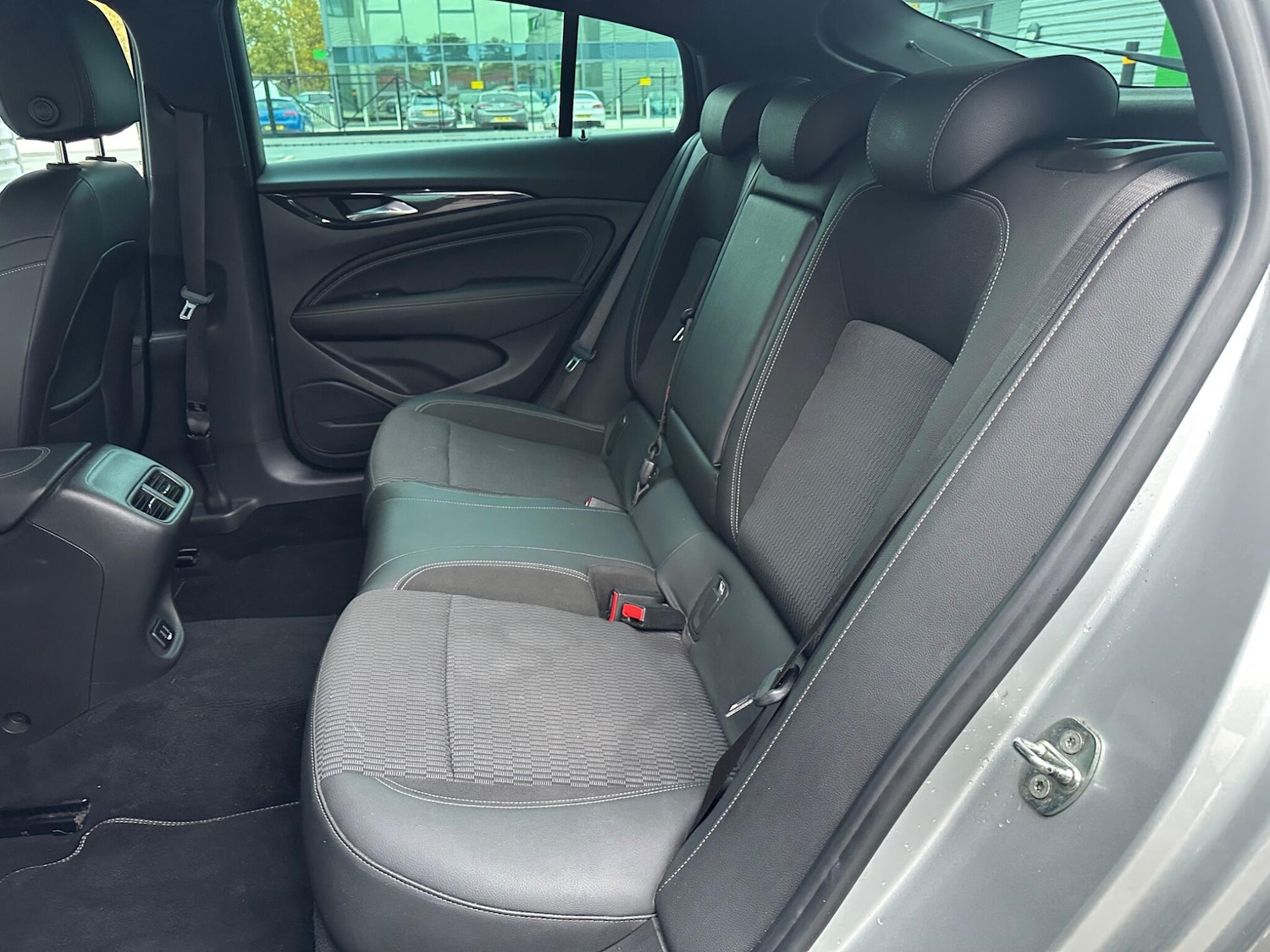 Used Vauxhall Insignia 2017 for sale - 77120644: Photo 26