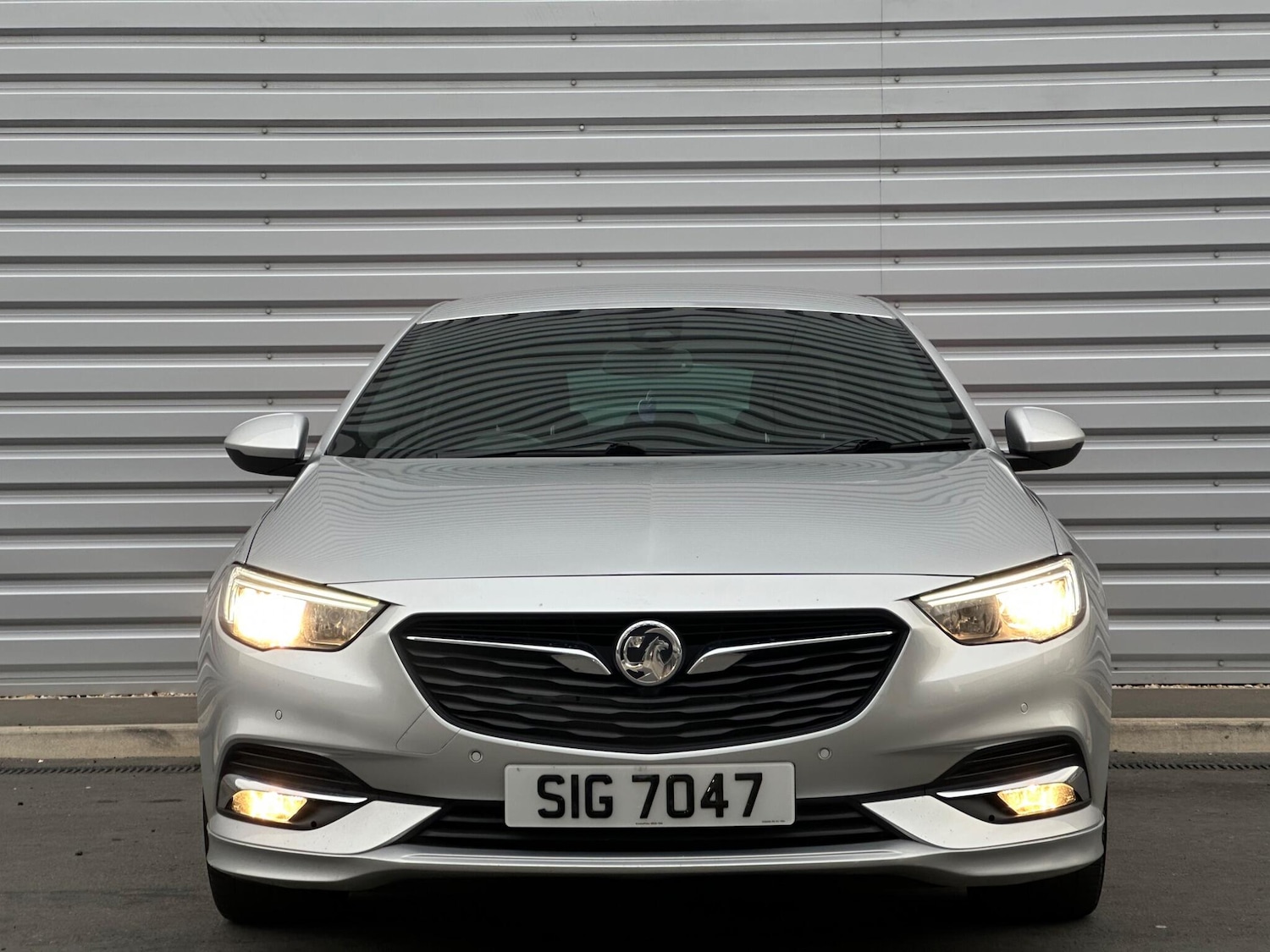 Used Vauxhall Insignia 2017 for sale - 77120644: Photo 5