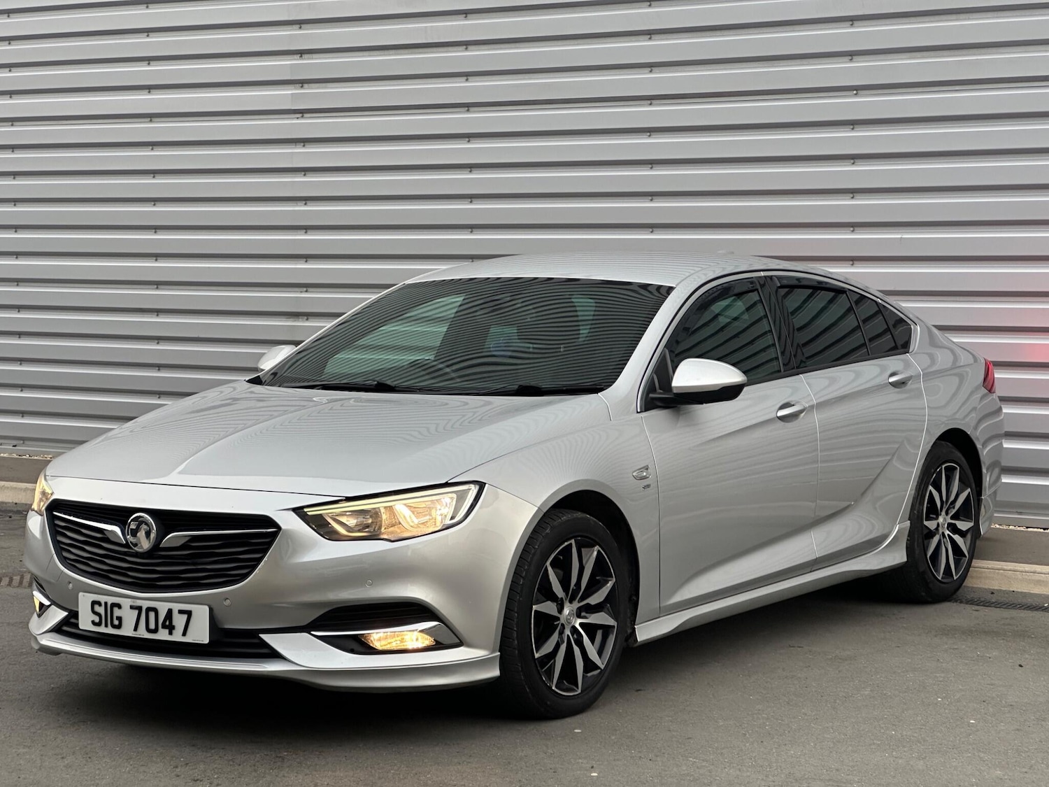 Used Vauxhall Insignia 2017 for sale - 77120644: Photo 7