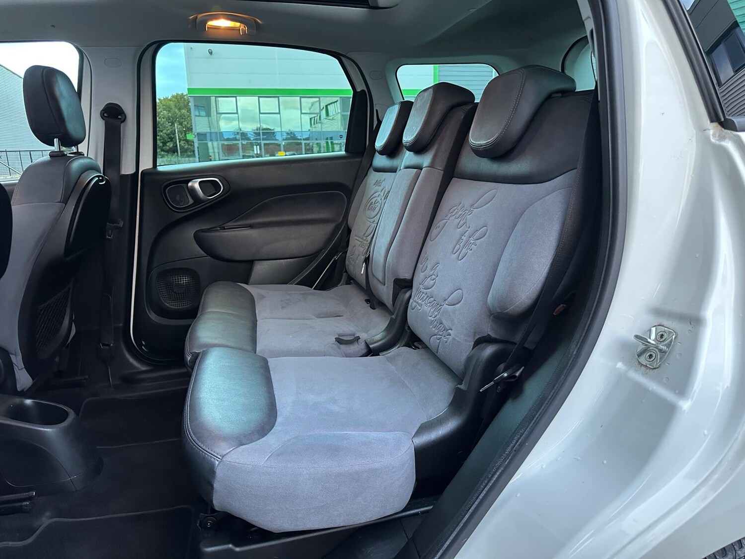 Used Fiat 500L for sale - 77468474: Photo 32