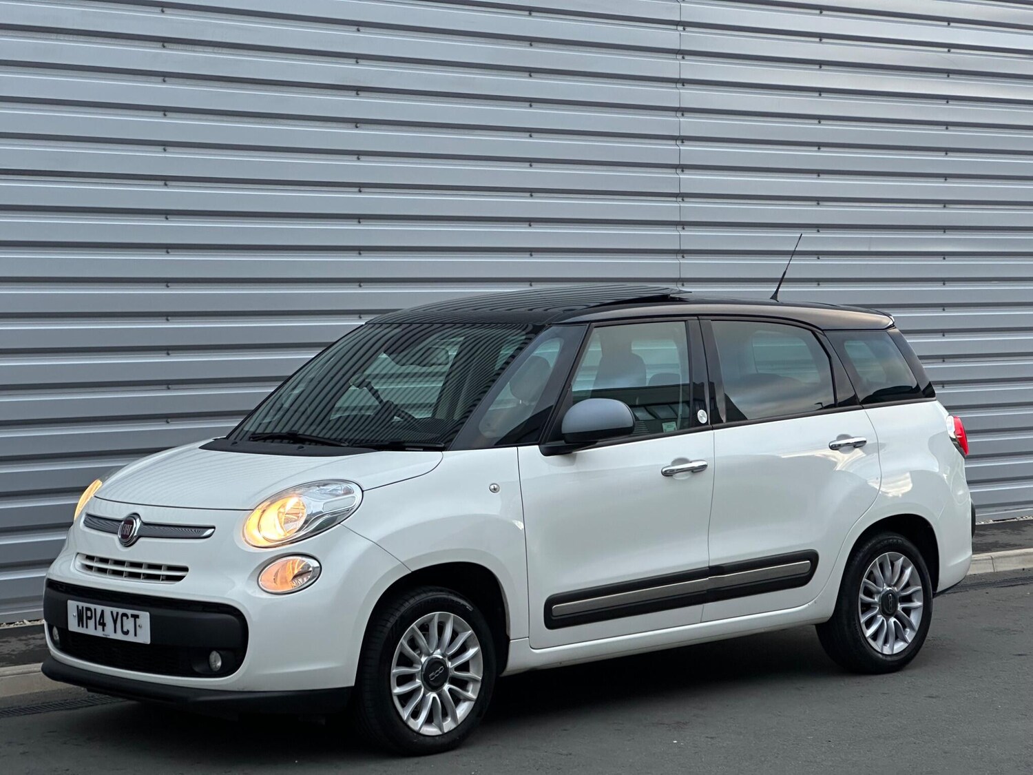 Used Fiat 500L for sale - 77468474: Photo 8