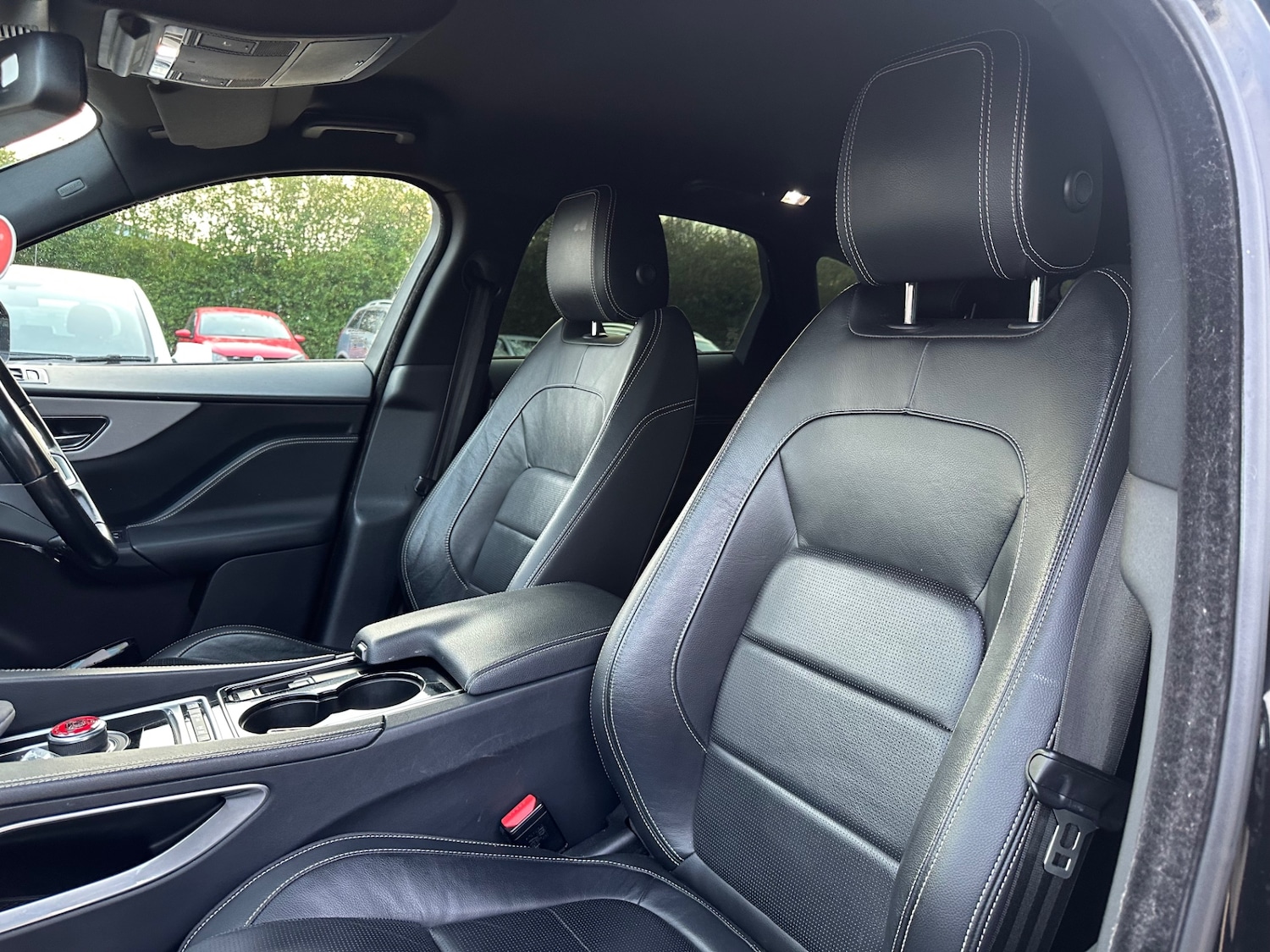 Used Jaguar F-Pace 2016 for sale - 77973064: Photo 23