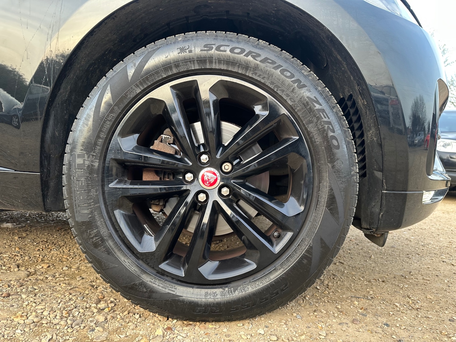 Used Jaguar F-Pace 2016 for sale - 77973064: Photo 9