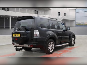 Used Mitsubishi Shogun 2011 for sale - 76123028: Photo