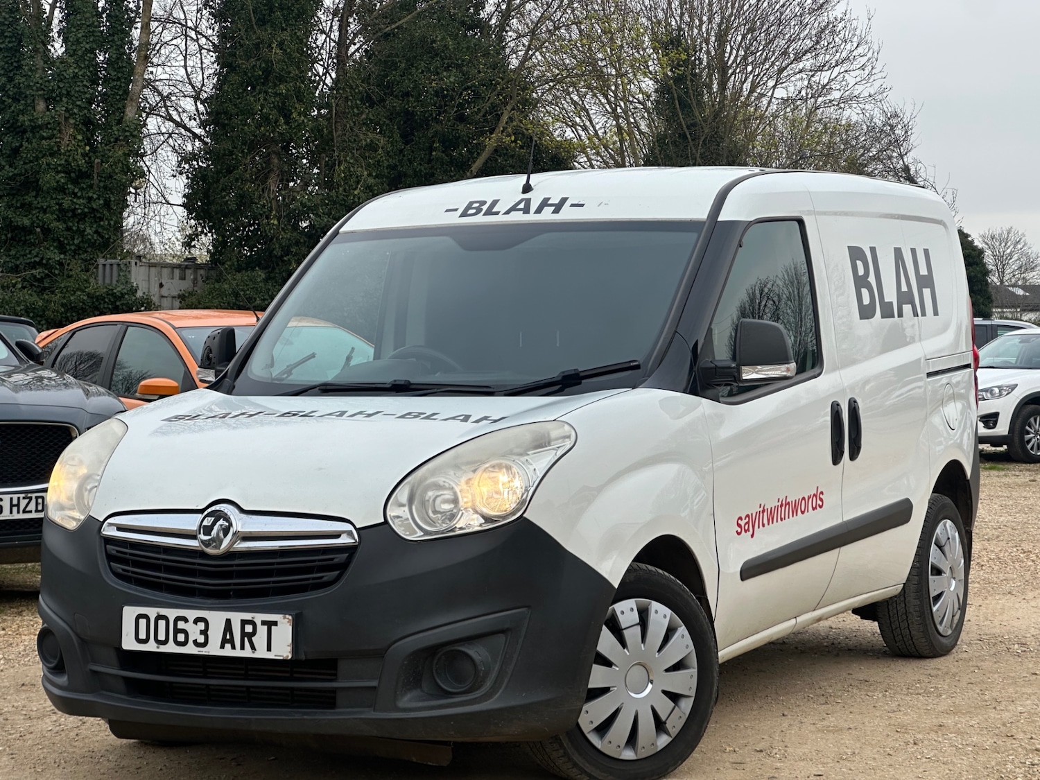 Used Vauxhall Combo 2017 for sale - 77981198: Photo 2