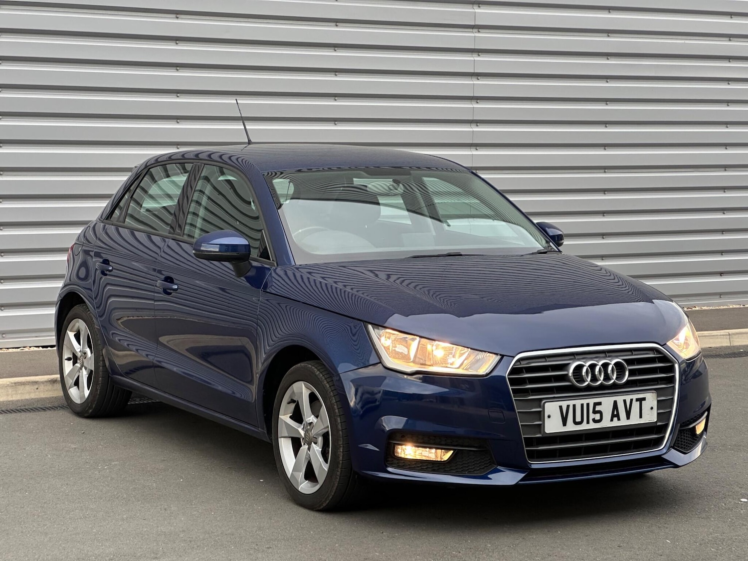 Used Audi A1 2015 for sale - 76094241: Photo 4