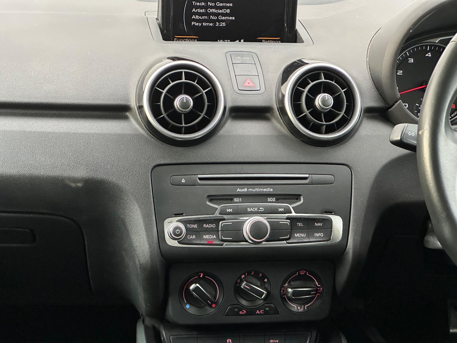 Used Audi A1 2015 for sale - 76094241: Photo 54