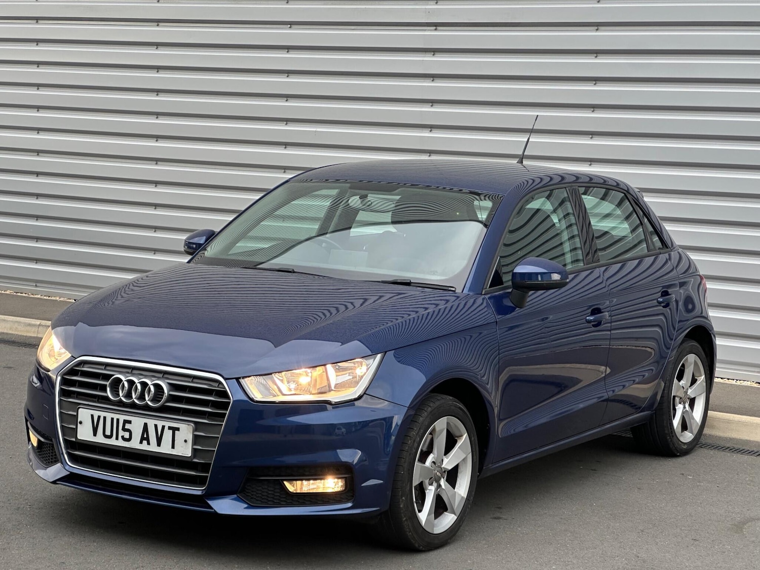 Used Audi A1 2015 for sale - 76094241: Photo 6