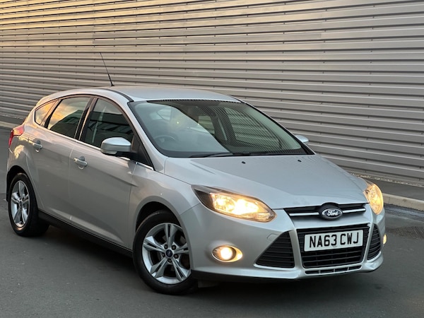 Used Ford Focus 2013 for sale - 76175401: Photo 3