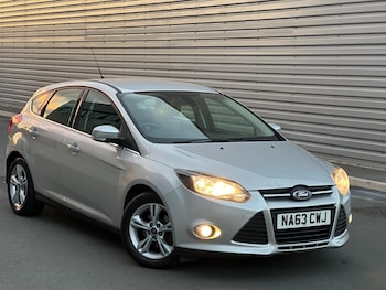 Used Ford Focus 2013 for sale - 76175401: Photo 3