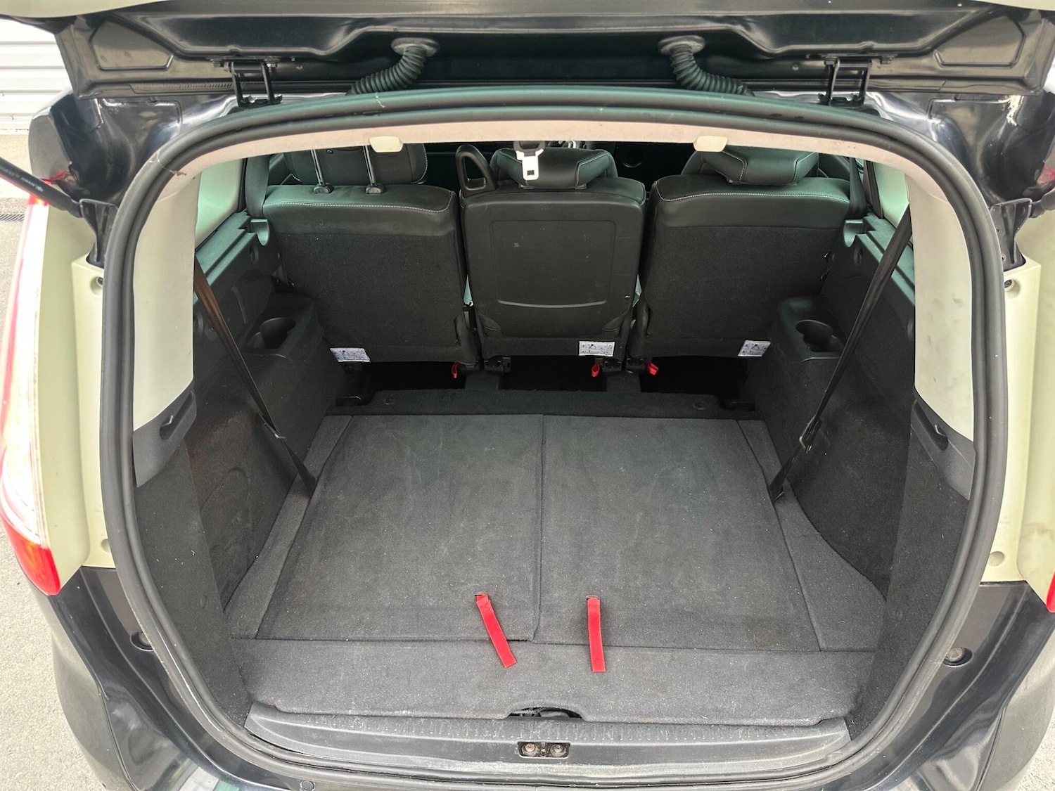 Used Renault Grand Scenic 2012 for sale - 76781194: Photo 28