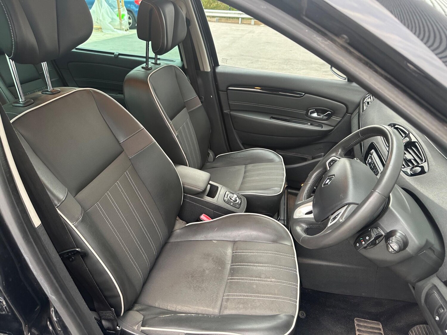 Used Renault Grand Scenic 2012 for sale - 76781194: Photo 54