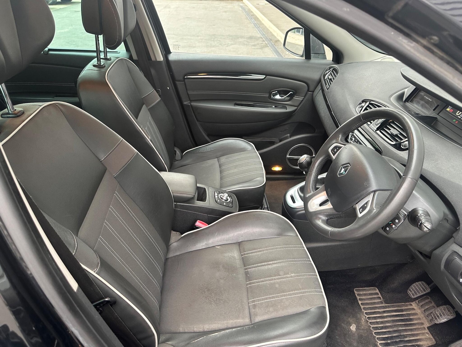 Used Renault Grand Scenic 2012 for sale - 76781194: Photo 55