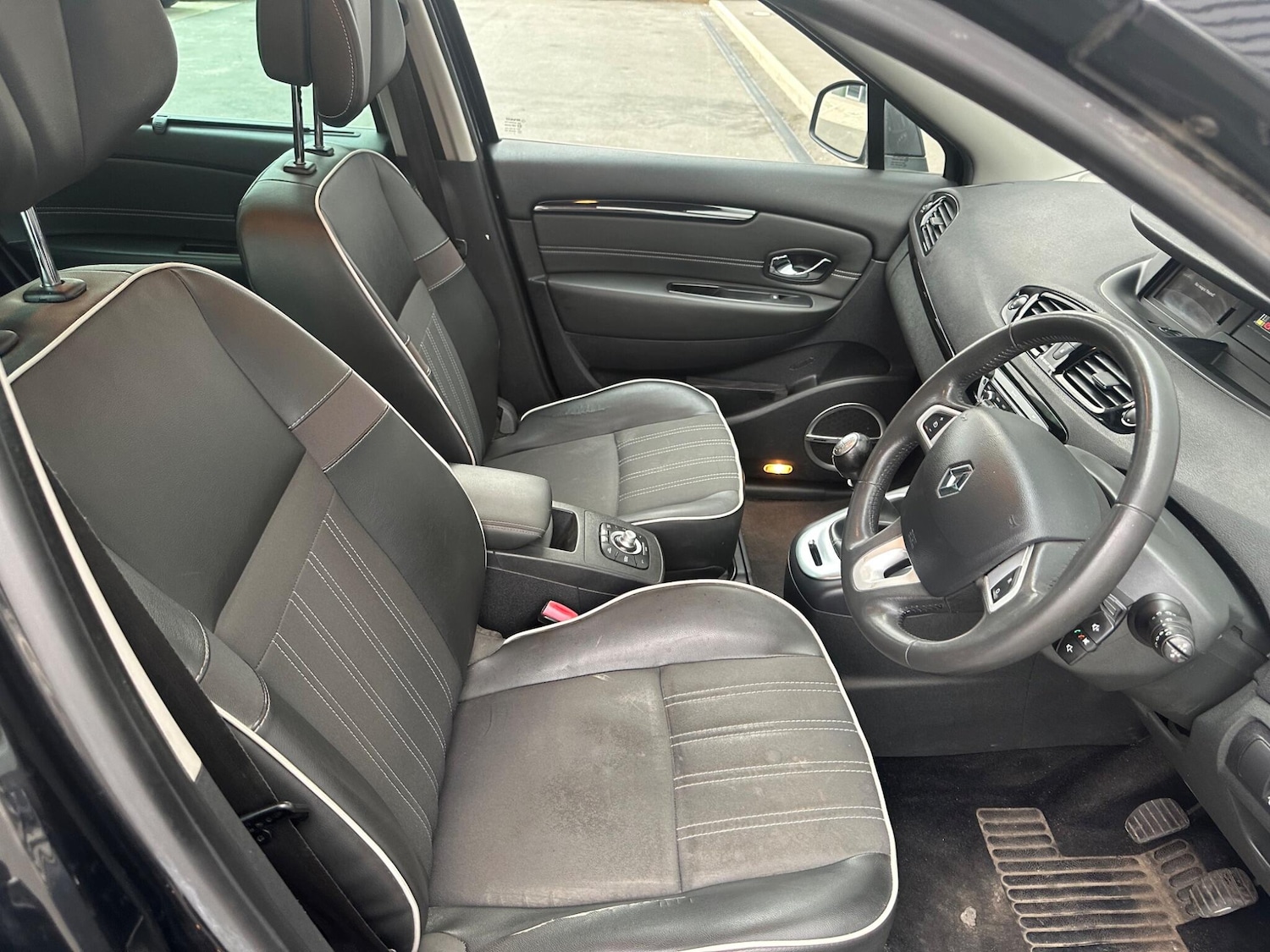 Used Renault Grand Scenic 2012 for sale - 76781194: Photo 56