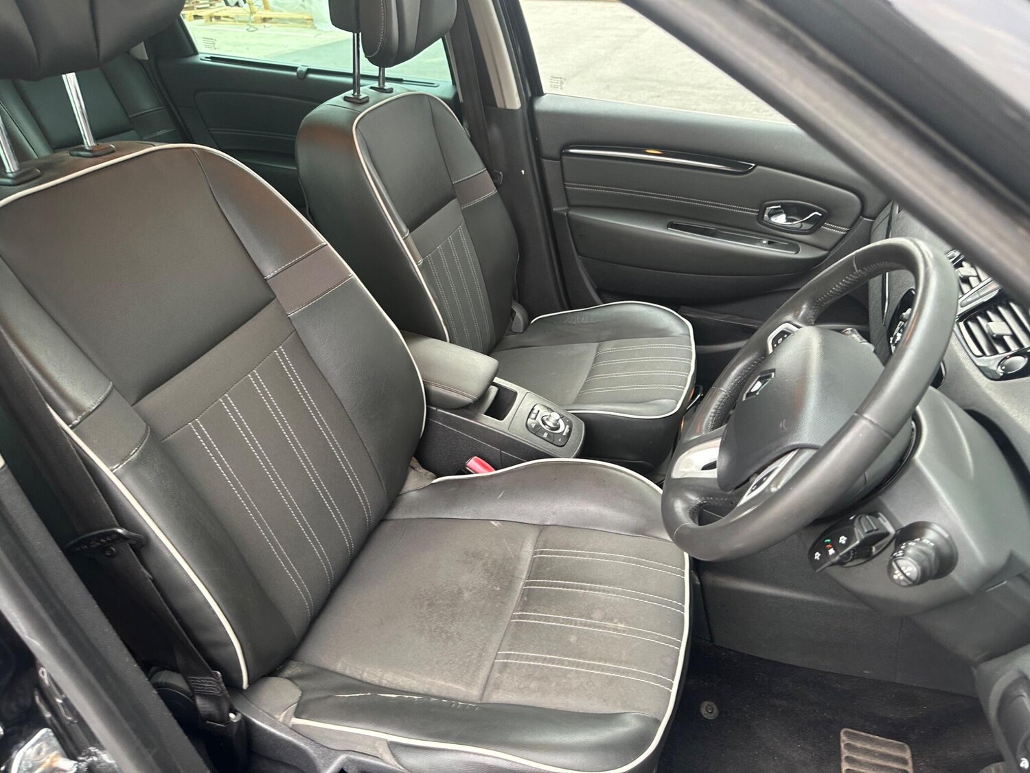 Used Renault Grand Scenic 2012 for sale - 76781194: Photo 58