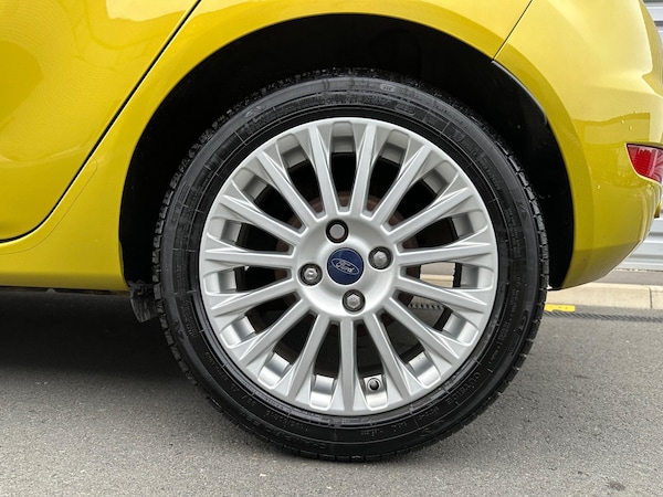 Used Ford Fiesta 2015 for sale - 76238545: Photo 15