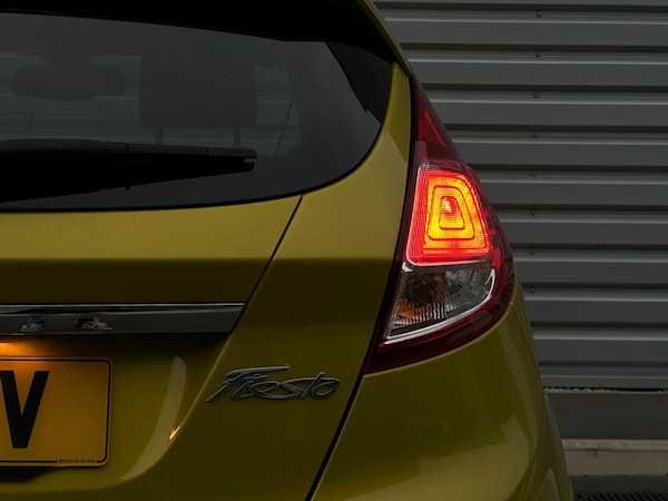 Used Ford Fiesta 2015 for sale - 76238545: Photo 28