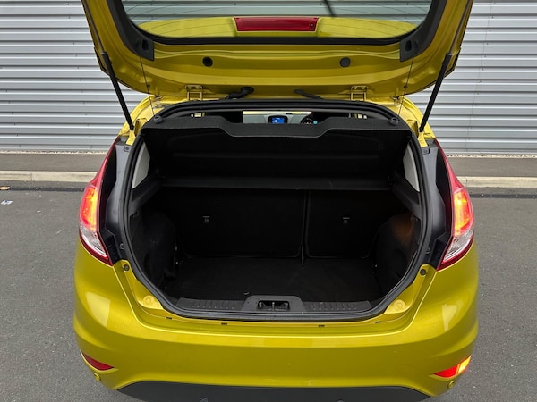 Used Ford Fiesta 2015 for sale - 76238545: Photo 34