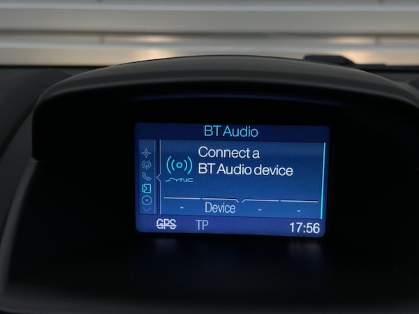 Used Ford Fiesta 2015 for sale - 76238545: Photo 64