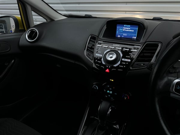 Used Ford Fiesta 2015 for sale - 76238545: Photo 68