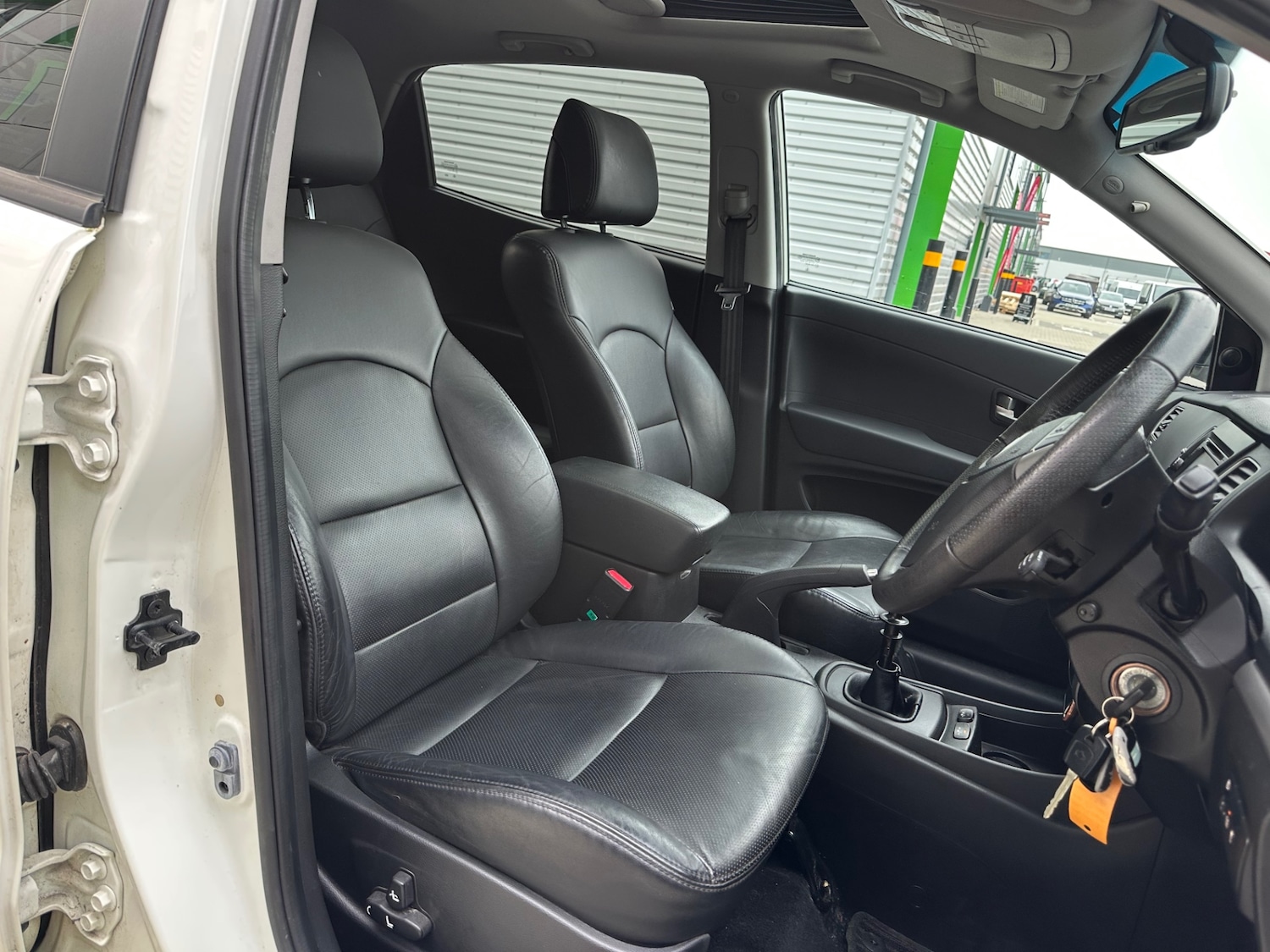 Used Ssangyong Korando 2014 for sale - 77989397: Photo 32