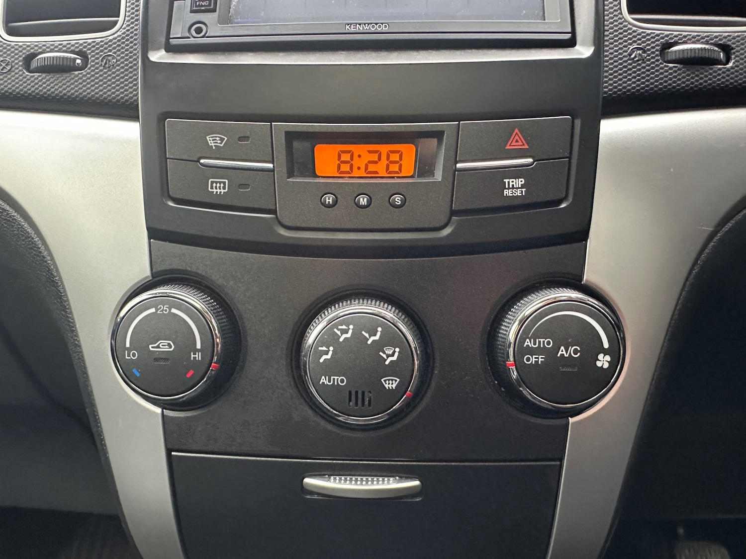 Used Ssangyong Korando 2014 for sale - 77989397: Photo 44