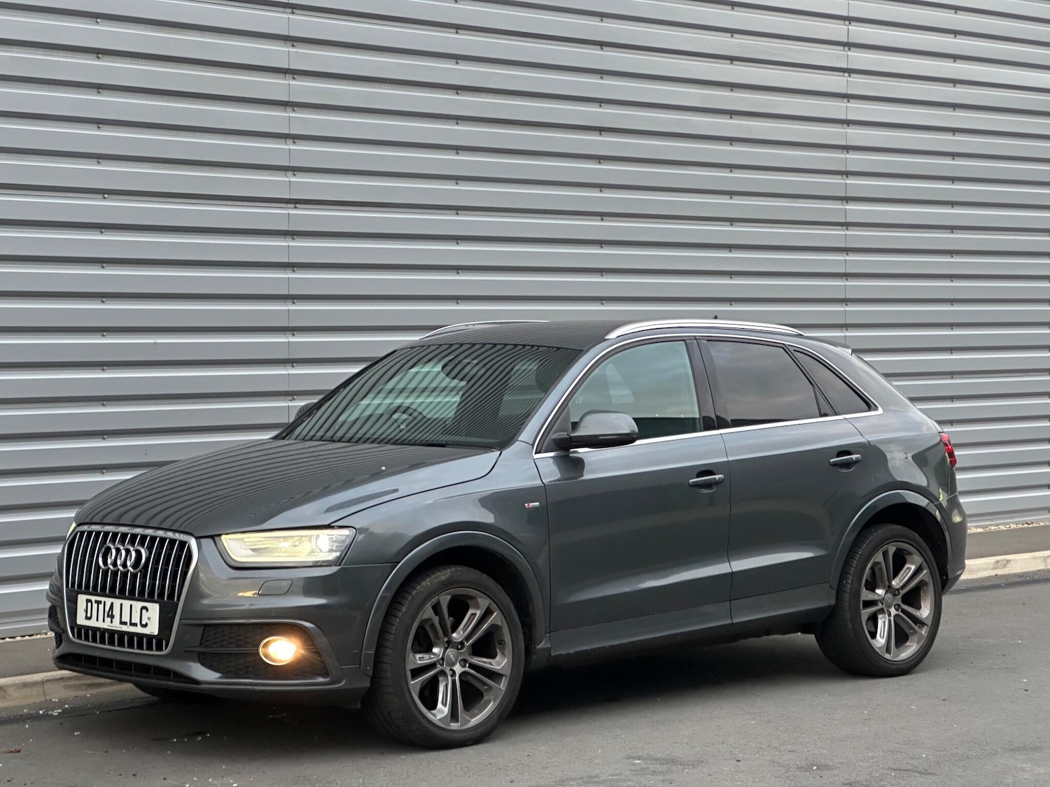 Used Audi Q3 2014 for sale - 76527695: Photo 11