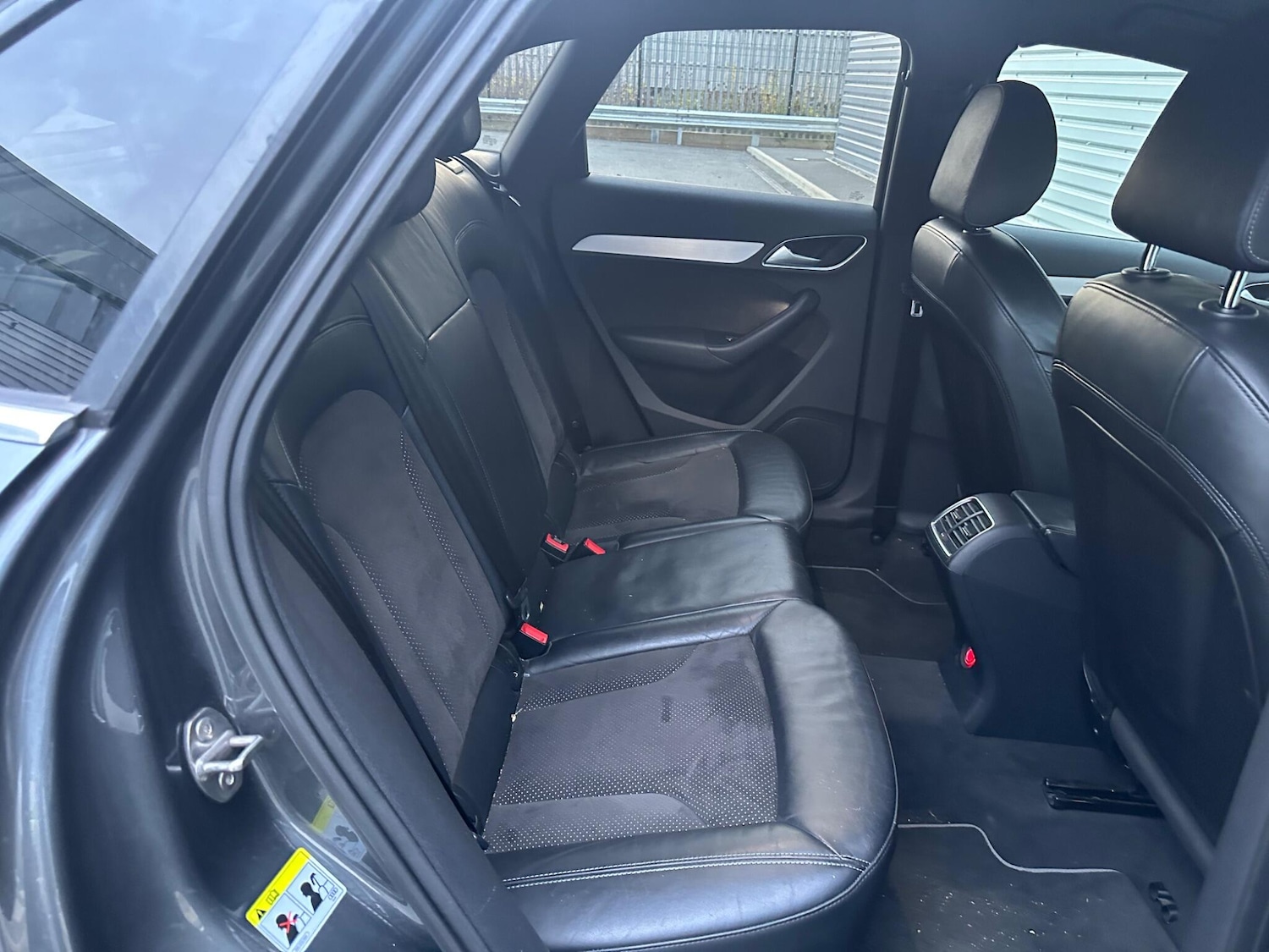 Used Audi Q3 2014 for sale - 76527695: Photo 26