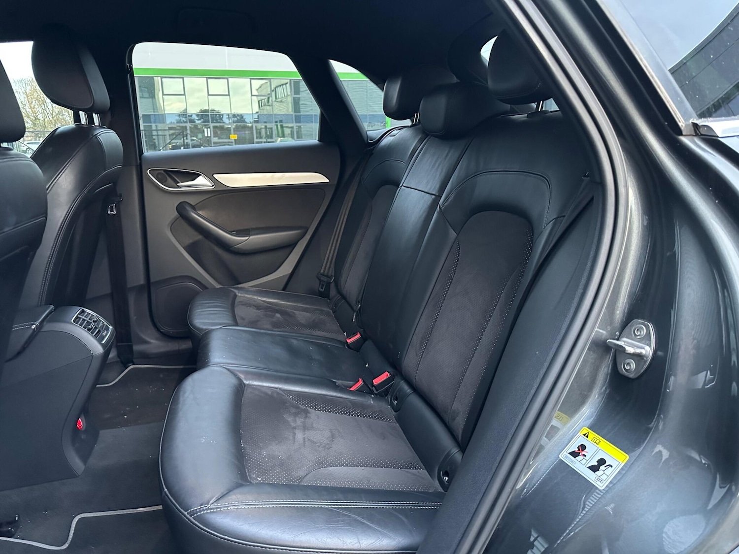 Used Audi Q3 2014 for sale - 76527695: Photo 29