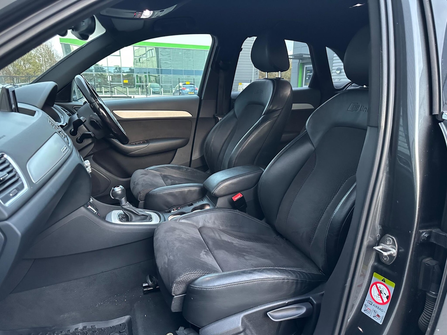 Used Audi Q3 2014 for sale - 76527695: Photo 32