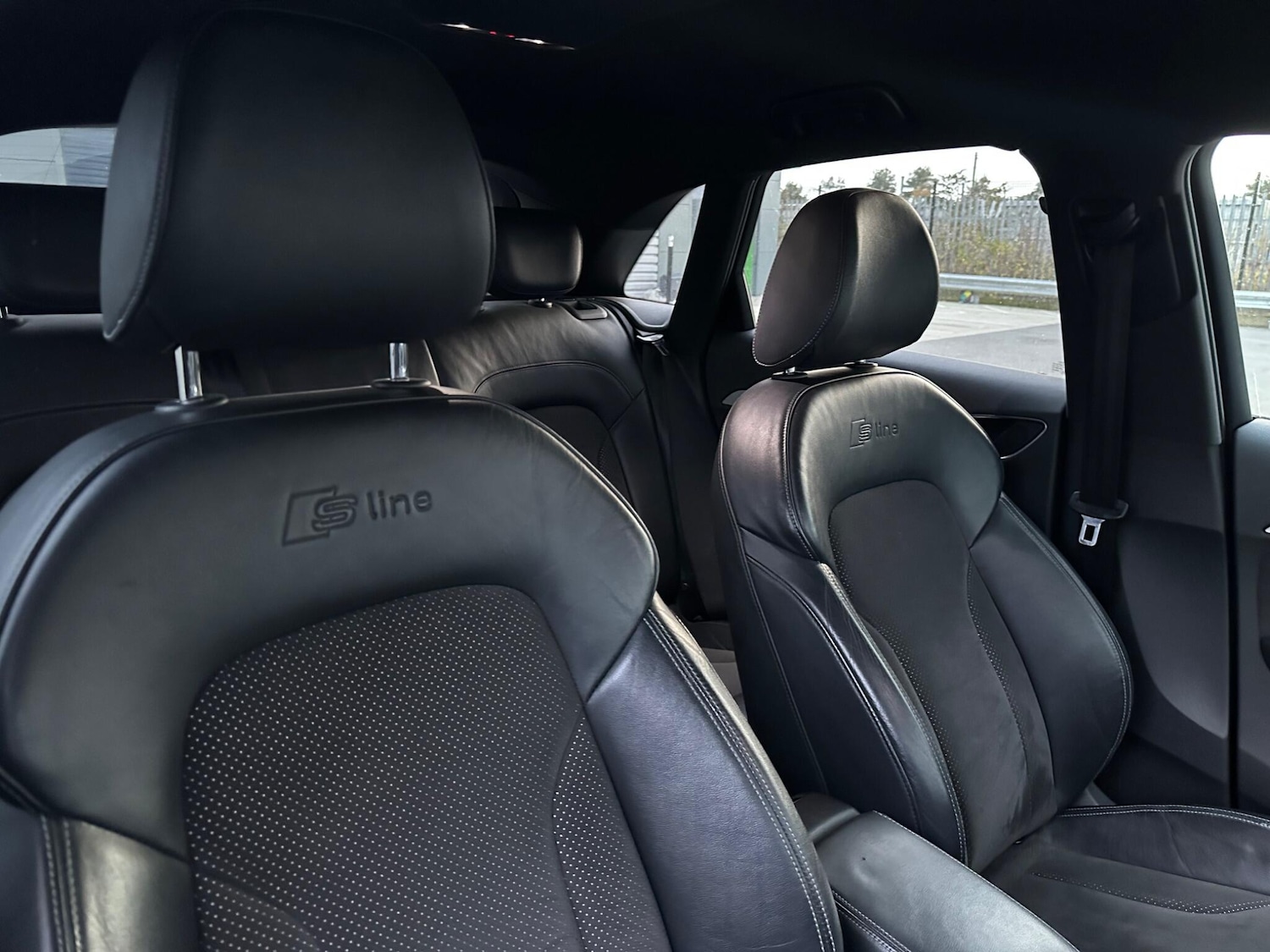 Used Audi Q3 2014 for sale - 76527695: Photo 36