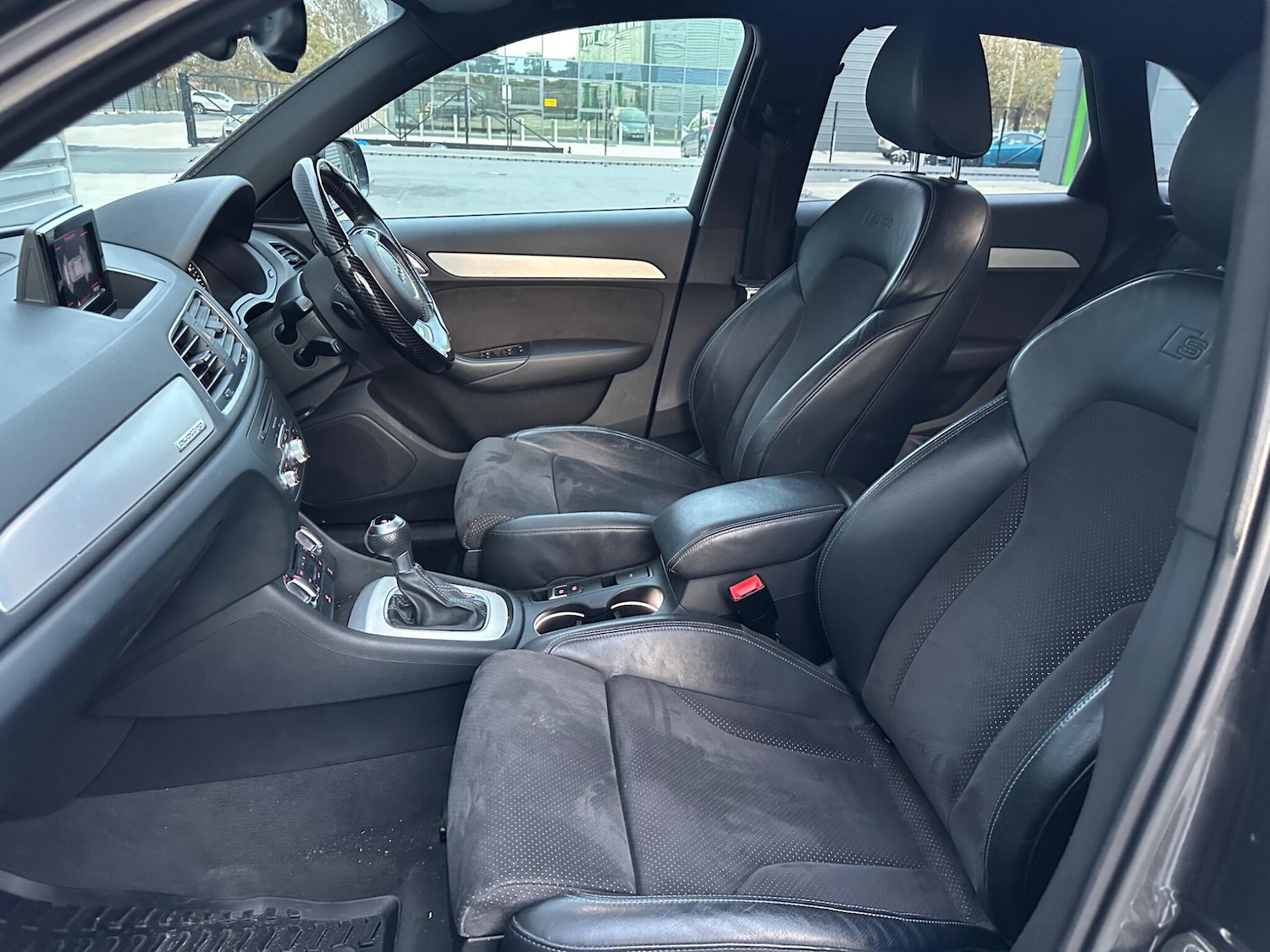 Used Audi Q3 2014 for sale - 76527695: Photo 38