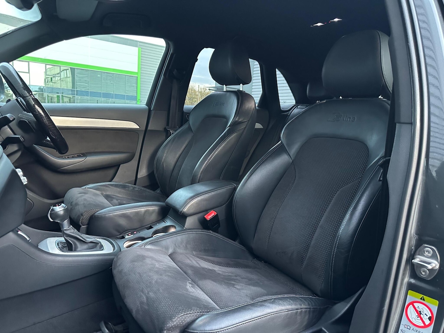 Used Audi Q3 2014 for sale - 76527695: Photo 39