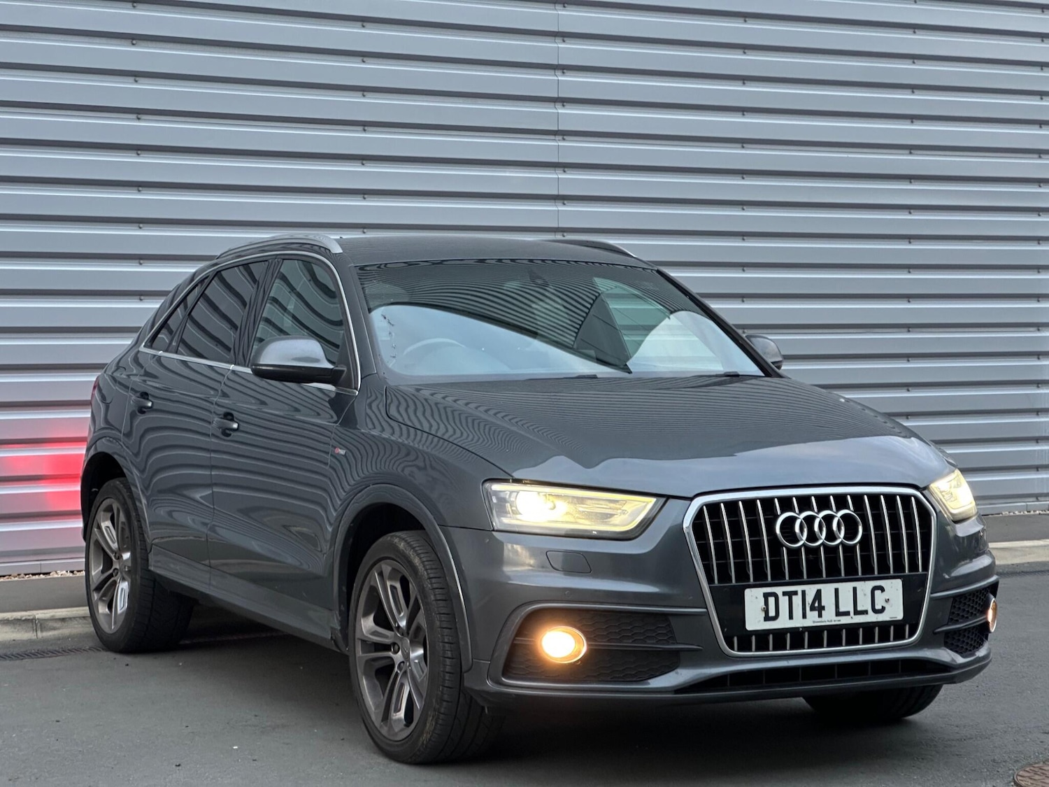Used Audi Q3 2014 for sale - 76527695: Photo 4