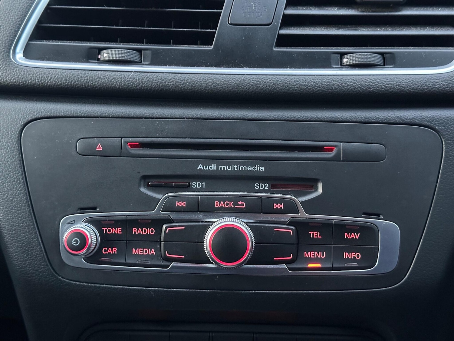 Used Audi Q3 2014 for sale - 76527695: Photo 45