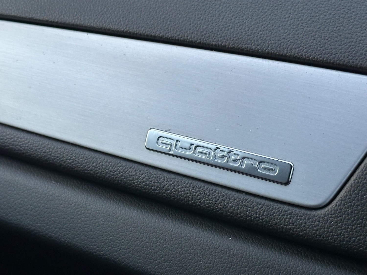 Used Audi Q3 2014 for sale - 76527695: Photo 47