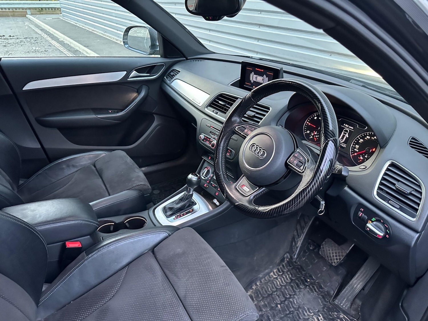 Used Audi Q3 2014 for sale - 76527695: Photo 49