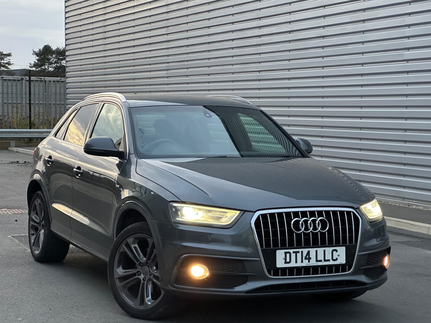 Used Audi Q3 2014 for sale - 76527695: Photo 6
