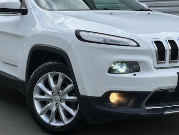 Used Jeep Cherokee 2014 for sale - 78752425: Photo