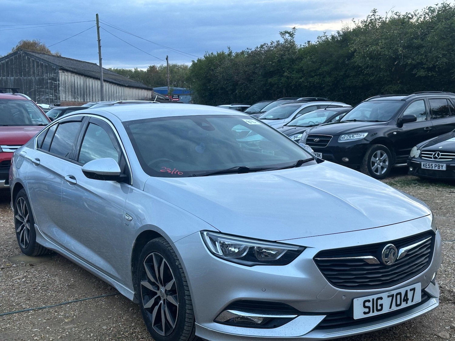Used Vauxhall Insignia 2017 for sale - 76370942: Photo 1