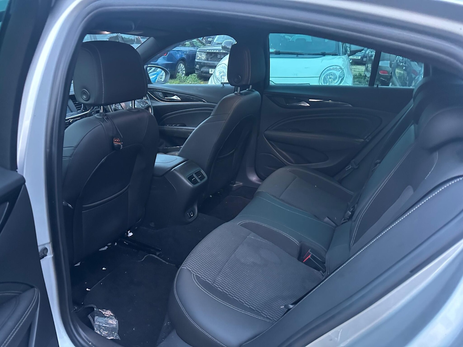 Used Vauxhall Insignia 2017 for sale - 76370942: Photo 4