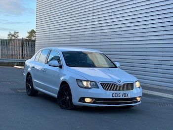 Used Skoda Superb 2015 for sale - 78966315: Photo