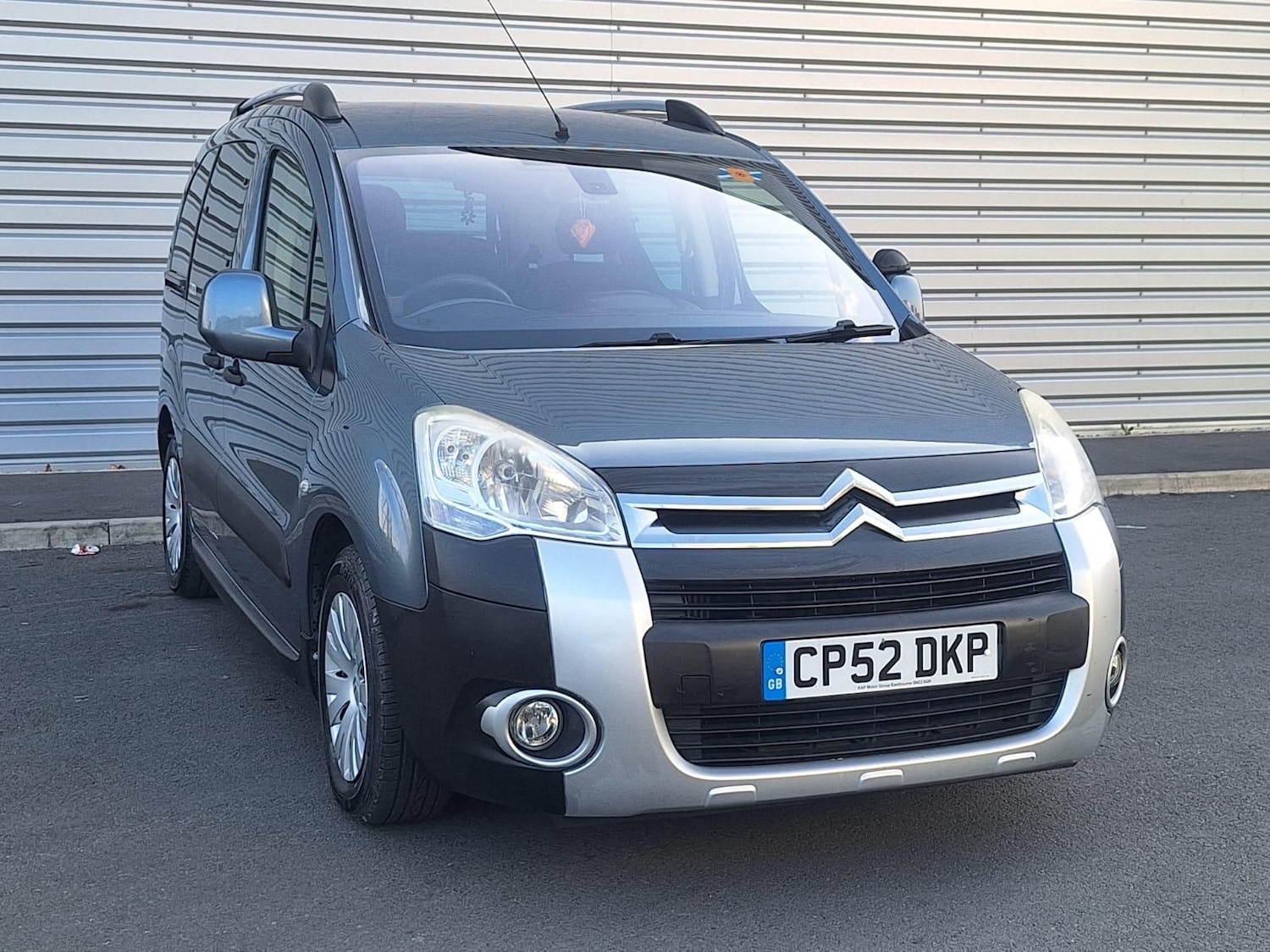Vehicle 1