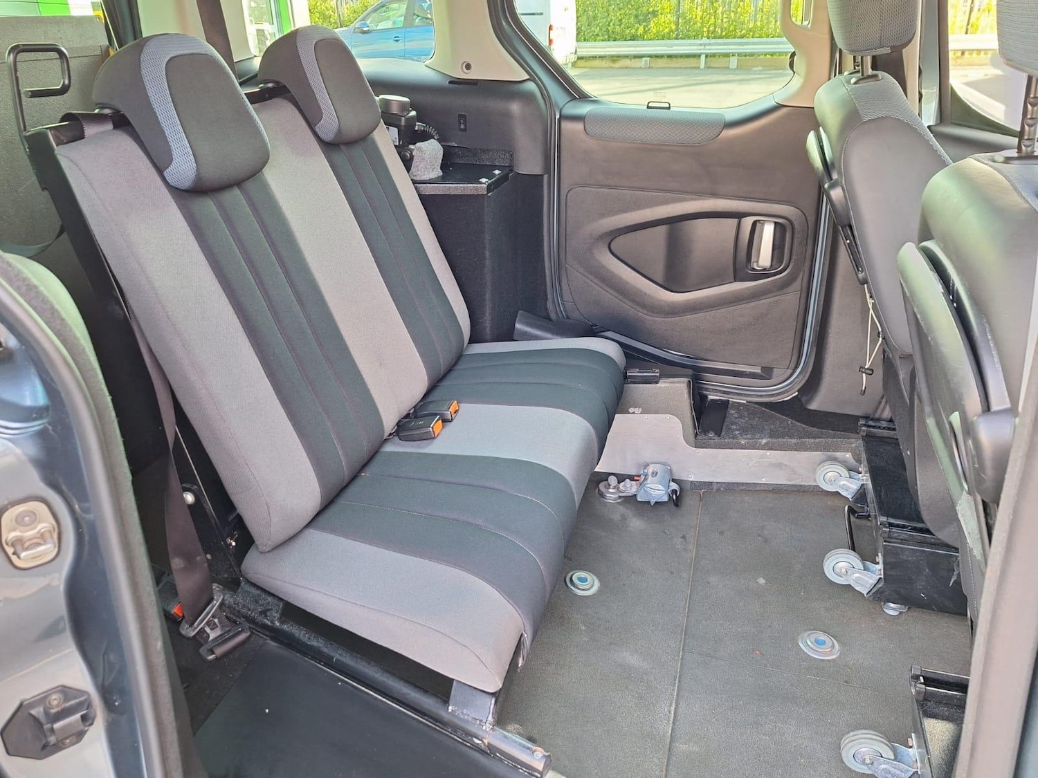 Vehicle 25
