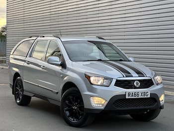 2017 (66) - 2.2D EX Auto 4WD Euro 6 4dr