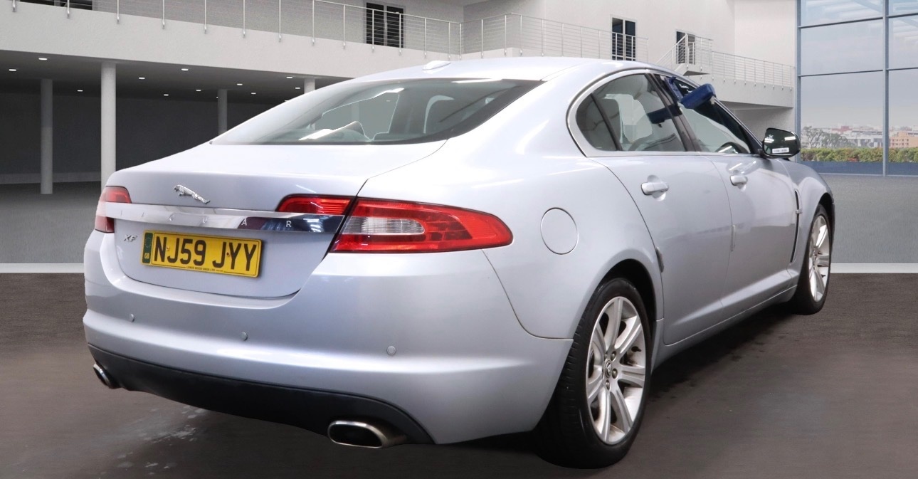 Used Jaguar XF 2009 for sale - 77973161: Photo 4