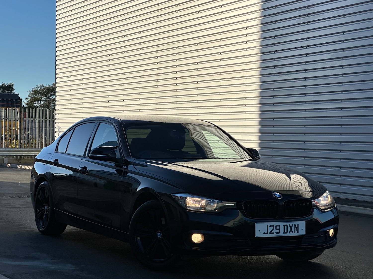 Used BMW 3 Series 2017 for sale - 76757366: Photo 2