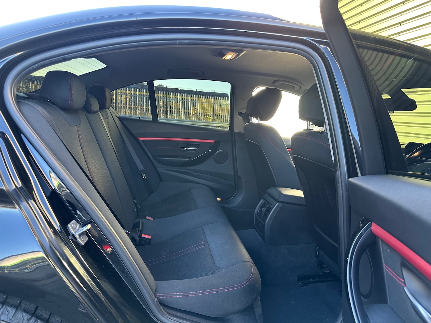 Used BMW 3 Series 2017 for sale - 76757366: Photo 31