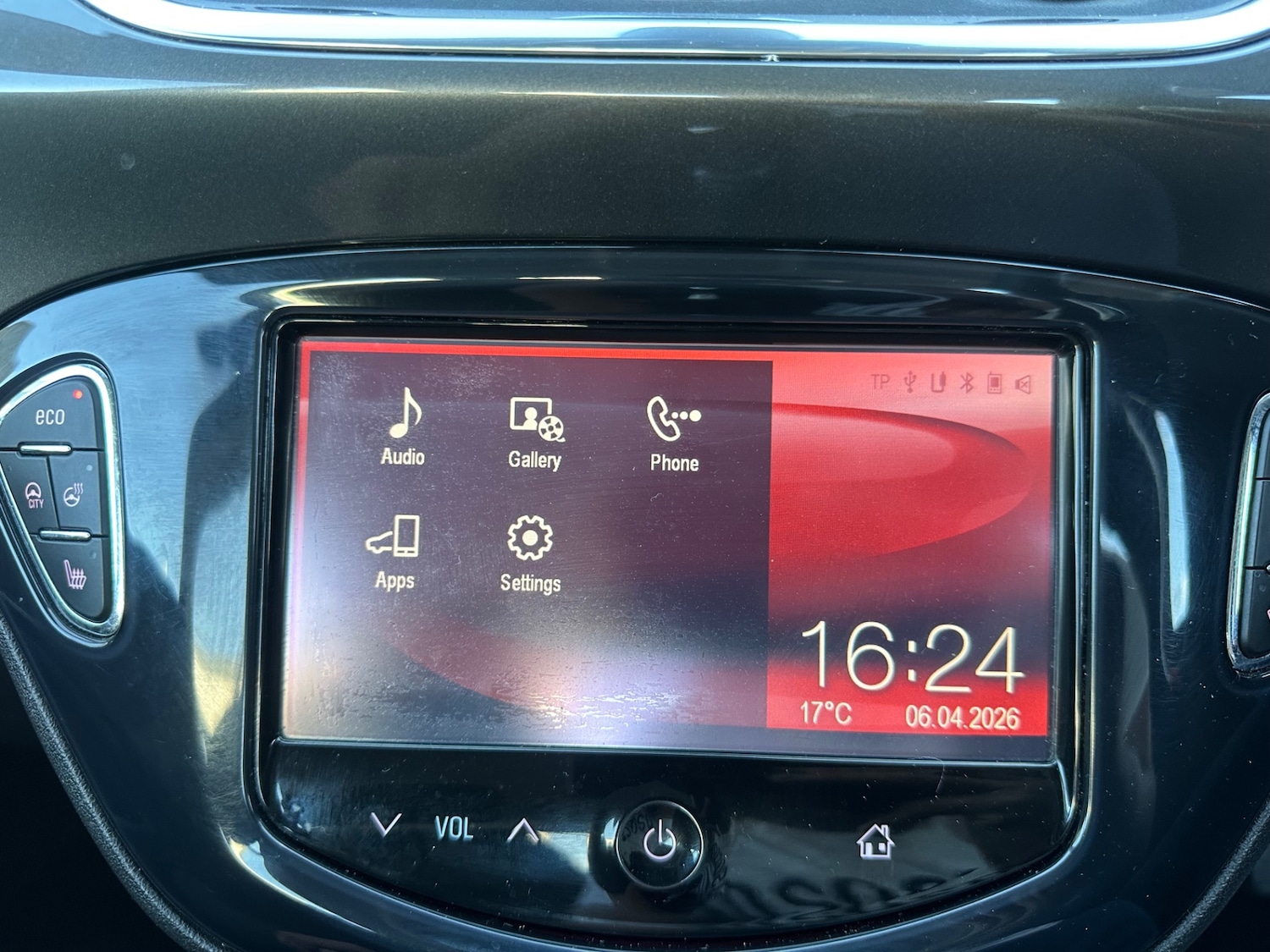 Used Vauxhall Corsa 2015 for sale - 78144778: Photo 33